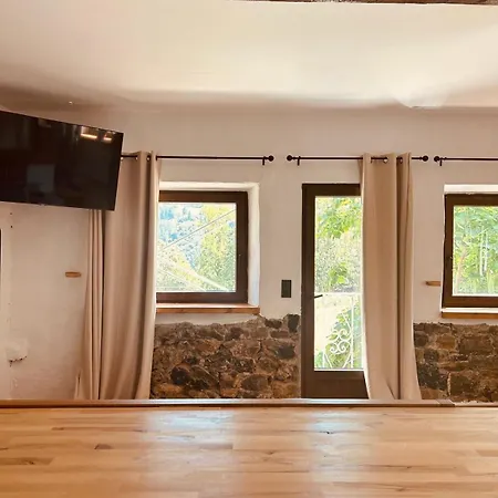 Golondrinas Apartment *